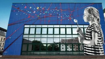 Lo smog si combatte anche con la street art